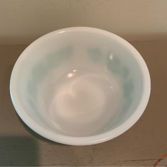 VTG Hazel Atlas Green Ivy 7” Mixing Bowl - Picture 6 of 6